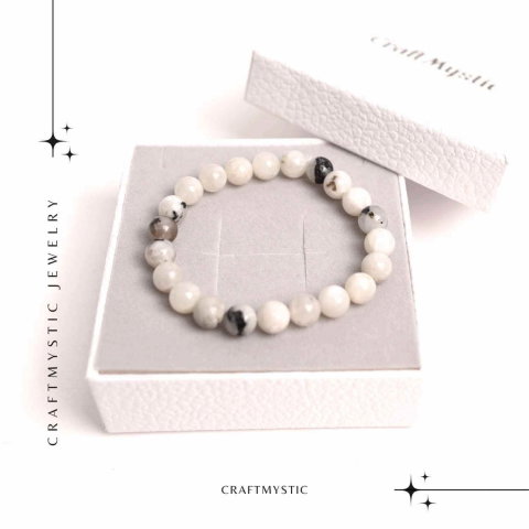 Bratara Elastica cu Margele 8mm din Piatra Lunii Curcubeu - Magie si Femininitate [2]