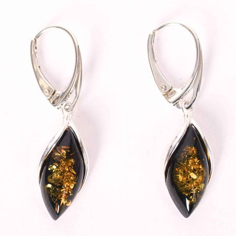 Taur - Cercei Argint 925 Oval cu Chihlimbar Verde – Eleganta Naturala si Energie Pozitiva