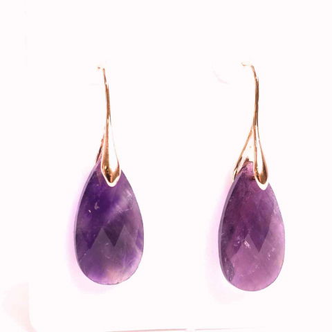 Capricorn - Cercei Aurii eleganti cu Ametist natural Fatetat – Eleganta si Calm Interioar