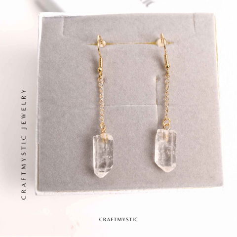 Cercei Aurii cu Lant si Cristal de Stanca, Claritate si Eleganța [5]