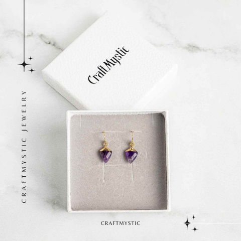 Cercei Aurii Eleganti cu Ametist Natural Fatetat – Eleganta si Protectie [7]