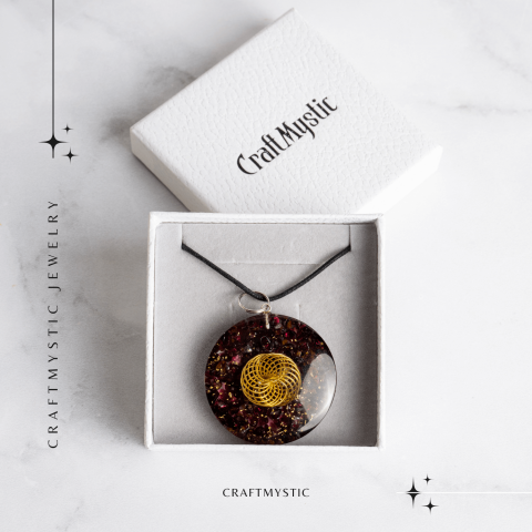 Colier ajustabil orgonic cu semnul Torus si granat pentru energie si echilibru [7]