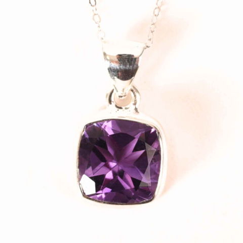 Ametist - Colier Argint 925 cu Ametist Fatetat – Claritate, Protectie si Liniste Interioara