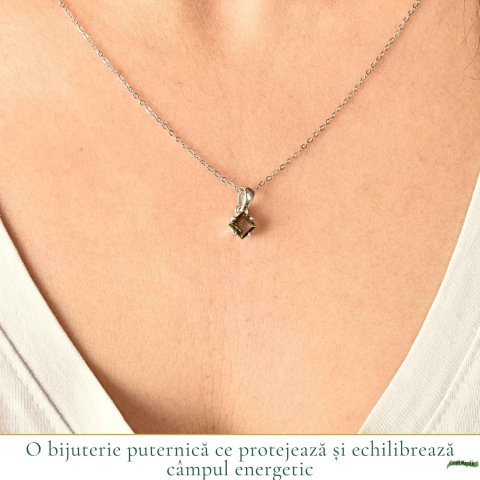 Colier Argint 925 cu Moldavit Fatetat Patrat mic– Claritate si Transformare Interioara [1]