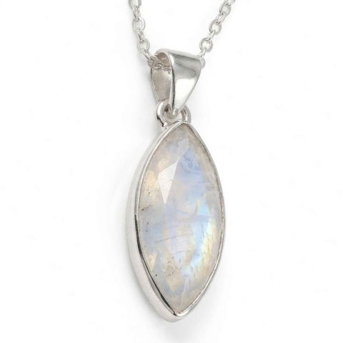 Piatra lunii - Colier Argint 925 cu Piatra Lunii Fatetata Delica – Feminitate si Echilibru Interior