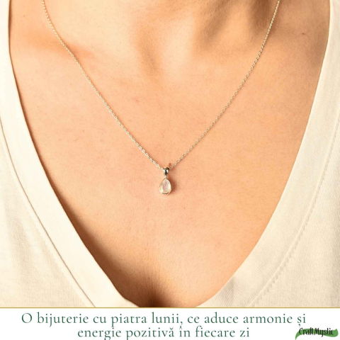 Colier Argint 925 cu Piatra Lunii Lacrima fatetat– Delicatete si Intuitie Feminina [1]