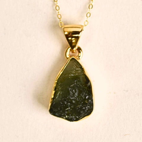 Echilibrare Energetica - Colier argint 925 placat cu Aur 18k cu Moldavit natural – Transformare spirituala – 2.46 g