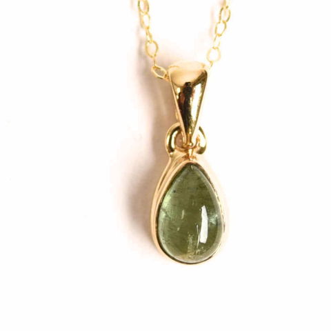 Creativitate si Inspiratie - Colier Argint 925 Placat cu Aur 18K si Turmalina Verde Naturala in Forma de Lacrima – Vindecare, Armonie si Renastere