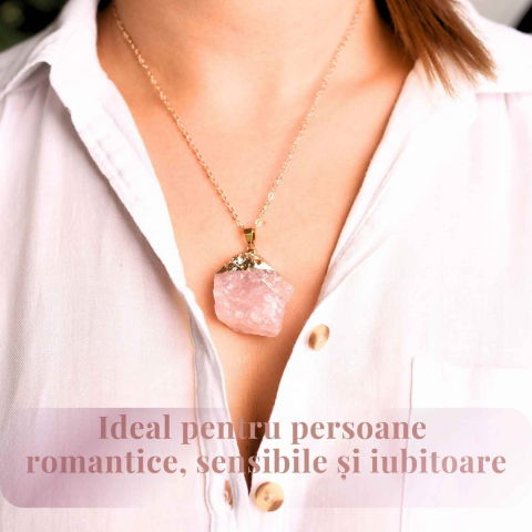Colier auriu ajustabil cu pandantiv din Cuart Roz brut – Vindecare și Iubire [1]