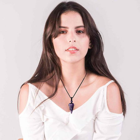 Colier cu cristal vindecator Ametist, cu 6 fatete si franghia impletita – pentru pace interioara, calm si reducerea stresului [4]