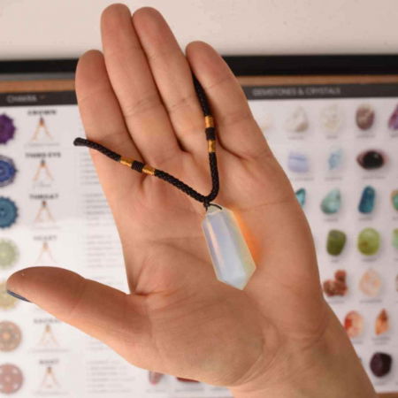 Colier cu cristal vindecator Obsidian 4-5 cm, in forma hexagonala cu dublu varf si saculet satin negru – pentru protectie, vointa si noroc [1]