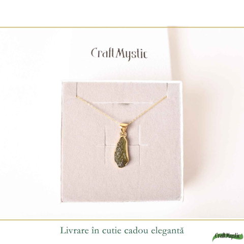 Colier Elegant cu Moldavit Brut si Argint placat cu Aur 18K – Claritate si Intuiție [5]