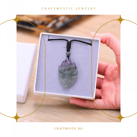 Colier cu pandantiv chip de vulpe din cristal vindecator Flourit verde [1]
