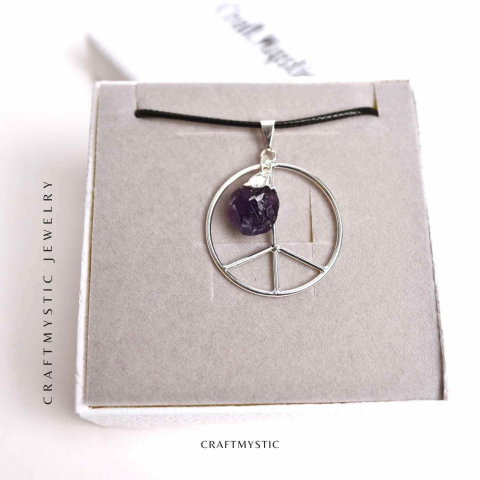 Colier cu Ametist în forma de Semnul Pacii – Liniate si Claritate [5]