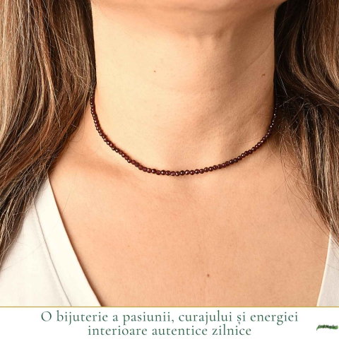 Colier Subtire la baza gatului cu Granat Fatetat 2 mm – Pasiune si Energie Interioara [1]