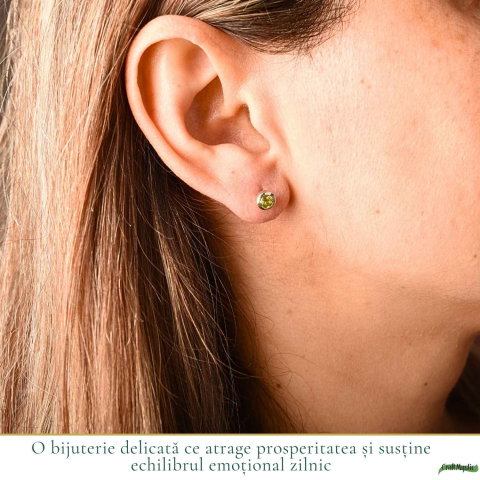 Cercei Argint 925 cu Peridot Fatetat Rotund – Prosperitate si Energie Pozitiva [1]