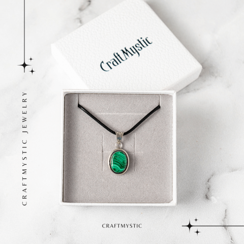 Colier ajustabil cu pandantiv oval din Malachit Natural – Protectie si Echilibru Energetic [5]