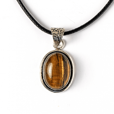 Sagetator - Colier cu pandantiv oval din Ochi de Tigru Natural – Protectie si Curaj