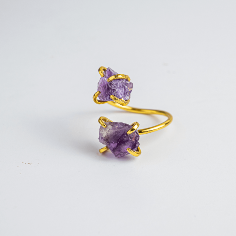 Cristale pe beneficii - Talismanul Echilibrului – Inel Auriu cu Ametist pentru Calmul Mintii