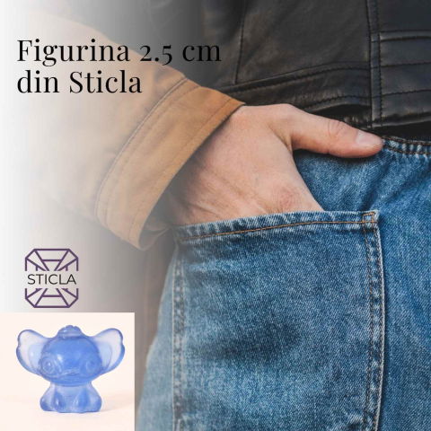 Figurina din sticla care invita la calm, simplitate si prezenta [3]