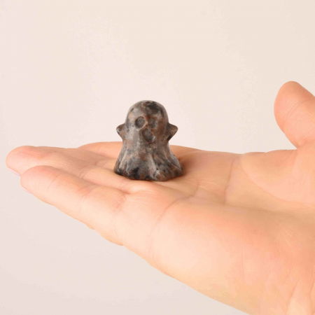 Figurina 3.5 cm in forma de fantoma din piatra semipretioasa Cuart Roz, sculptata manual [1]