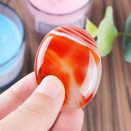 Piatra terapeutica 4 cm "Worry Stone" Carneol rosu - Pietre semipretioase de buzunar sculptate manual oval [6]