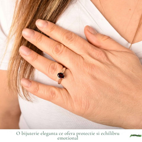 Inel Argint 925 cu Granat fatetat Oval – Incredere, Energie si Eleganta [1]