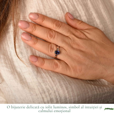 Inel Argint 925 cu Iolit Fatetat Oval – Claritate si Intuitie Feminina [1]