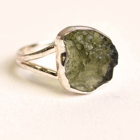 Leu - Inel argint 925 cu Moldavit natural brut Marime 55-56 (EU) / 8 (US) – Piatra transformarii spirituale - Copie