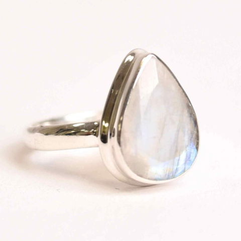 Rac - Inel Argint 925 cu Piatra Lunii Fatetata in Forma de Lacrima – Intuitie si Echilibru Emotional