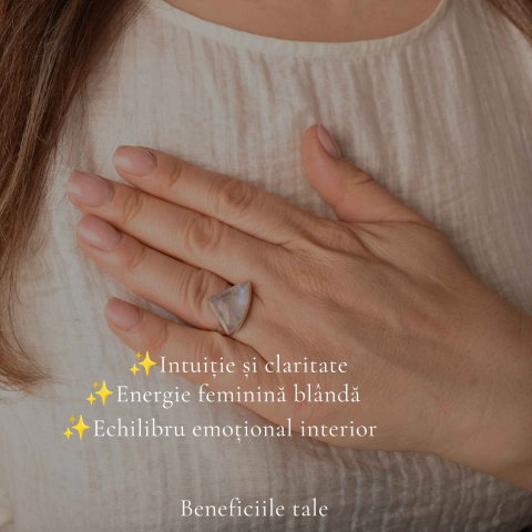 Inel Argint 925 cu Piatra Lunii Triunghi – Intuite si Feminitate Delicata [2]
