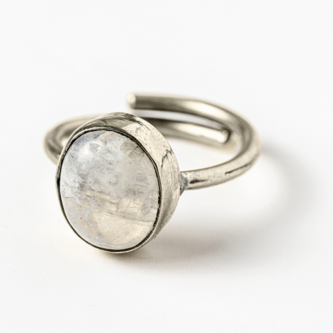 Rac - Inel Reglabil Argintiu cu Piatra Lunii Curcubeu – Intuitie si Liniste