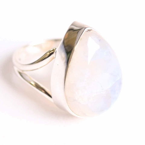 Dragoste si relatii - Inel cu Piatra Lunii si montura din Argint 925 – Intuitie Sporita si Echilibru Emotional