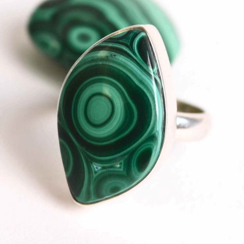 Bijuterii Semiprețioase - Inel din Argint 925 cu Malachit Natural 9.46 gr M56/7.5–Protectie Energetica si Echilibru Emotional pentru Transformare Interioara