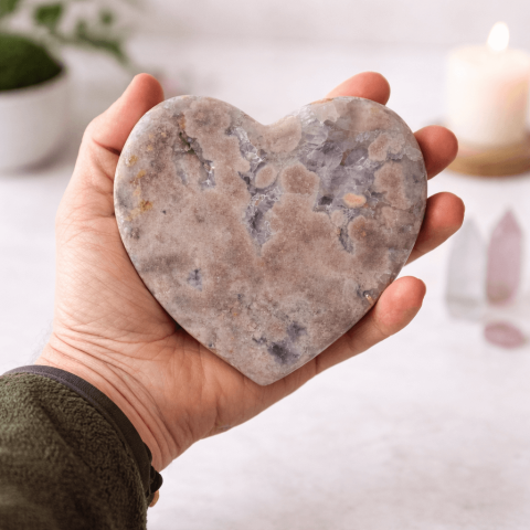 Geoda Inima din Agat cu Ametist Roz - obiect decorativ cu simbolistica blanda 0.6 kg [5]