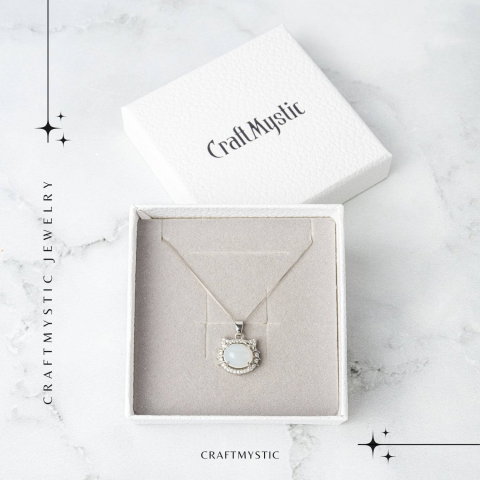 Puritate si Armonie –Colier pisica din calcedonie alba naturala cu lant din argint 925 [6]