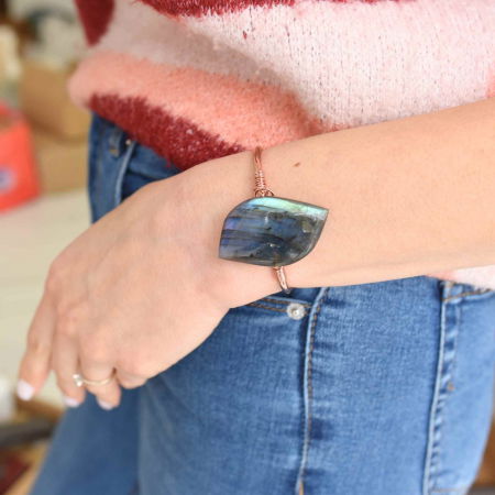 Bratara din Labradorit cu piatra 45 mm, forma lacrima, Circumferinta de 16 cm [1]