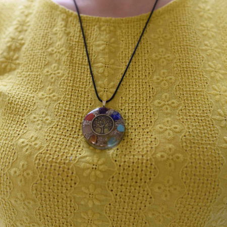 Colier cu pandantiv 35mm cu energie Orgonica cu Arborele Vietii cuprat si pietre naturale pentru cele sapte chakre [1]