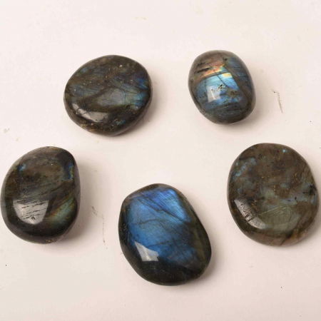 Piatra 4-5 cm de Masaj si Meditatie Labradorit pentru Palma Marime de Buzunar, Pentru Echilibrarea Naturala a Chakrelor, Vindecare Reiki si Grila Cristalina [4]