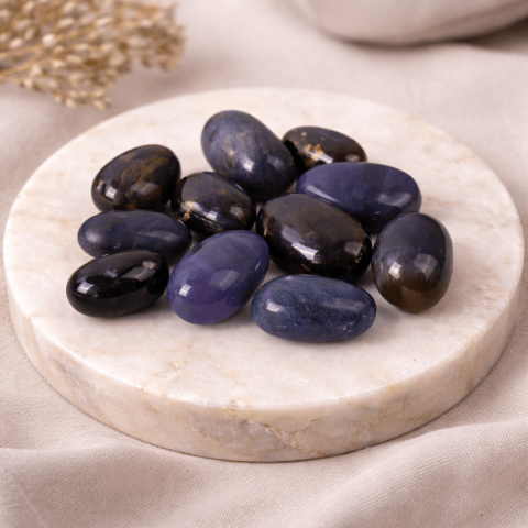 Calcedonie mov din Indonezia – pietre rulate pentru liniste interioara si comunicare blanda [2]