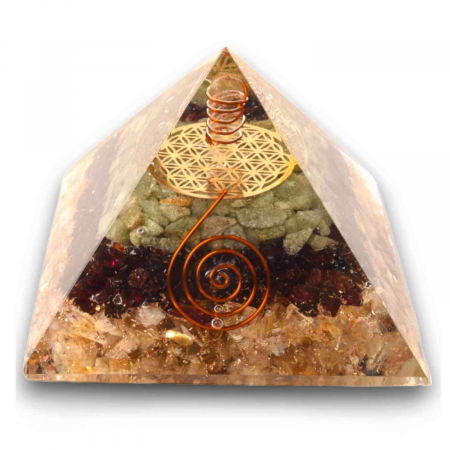 Incredere si Curaj - Piramida orgonica 5.5 cm cu trei tipuri de cristale Citrin, Aventurin verde si Granat - Energie, Prosperitate și Echilibru