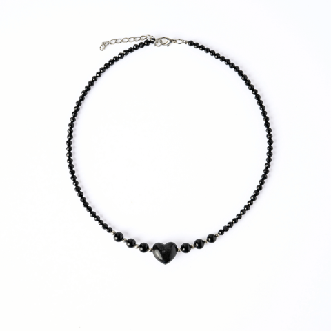 Incredere si Curaj - Protectie si Echilibru – Colier Inimă din Obsidian de Gheata si Obsidian Natural