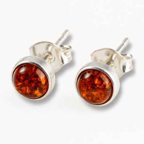 Rafinament discret – Cercei Finuti din Argint 925 cu Chihlimbar