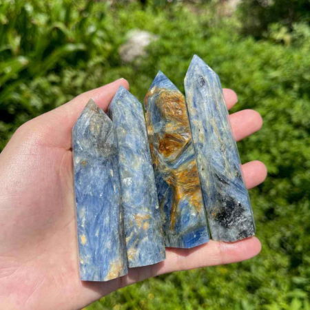 Turn cristal natural Kianit albastru 9 -10 cm - Punct Energetic pentru Meditatie si Alinierea Chakrelor [7]