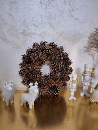Craciun - Coronita decorativa Conuri, maro, creativdeco.ro