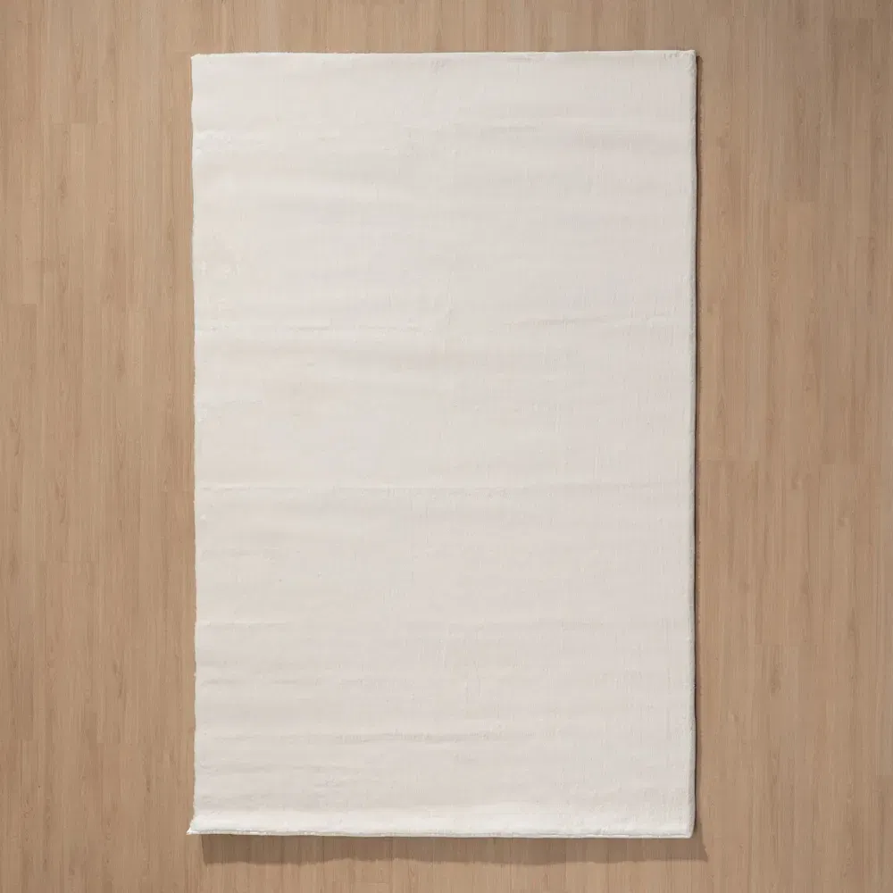 Mese in Stil Minimalist - Covor Alb Minimalist Mare | Covoare Elegante pentru Spatii Ample