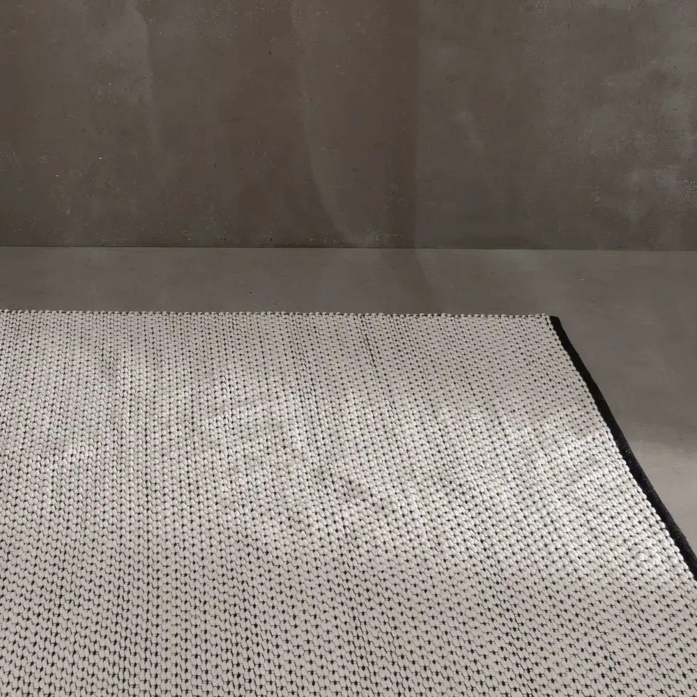 Iluminat in Stil Boho - Covor Alb-Negru din Lana pentru Spatii Mari | Covoare Moderne