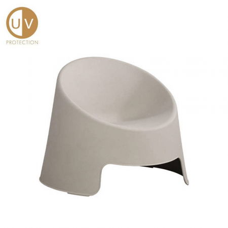 Scaune Lounge - Fotoliu gri deschis curbat stivuibil exterior UOVO