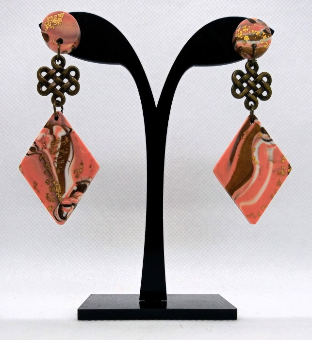 Cercei romb, nuante de roz cu accesorii bronz [1]