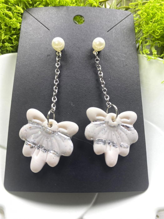 Fluture alb cu bila [4]